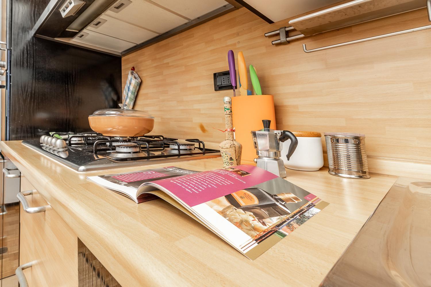 Spacious Apt With Kitchenette, Near Piazza Maggiore ボローニャ エクステリア 写真
