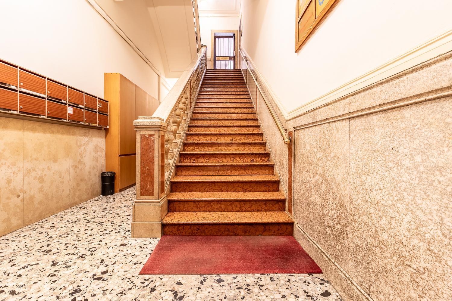 Spacious Apt With Kitchenette, Near Piazza Maggiore ボローニャ エクステリア 写真